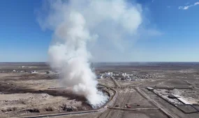 Атырауда қоқыс полигоны өртеніп жатыр