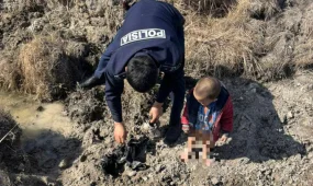 Полицейский на лошади спас 3-летнего мальчика в степи Абайской области (ВИДЕО)