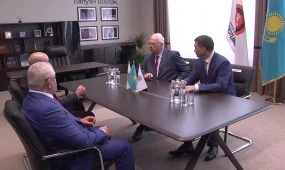 В Астану с официальным визитом прибыли глава UWW и президент UWW Asia