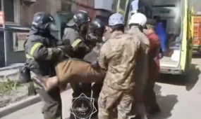 90-летнего мужчину вынесли из огня в Усть-Каменогорске