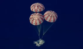 Лунная миссия «Артемида-2» успешно завершена: корабль «Орион» приводнился в Тихом океане