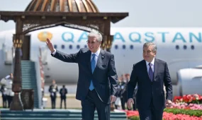 Токаев прибыл в Узбекистан