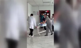 Қарағанды облысында басына мәдениет үйінің кірпіші құлаған бүлдіршіннің жағдайы ауыр