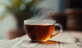 Опасность в чашке: врач назвал чай, который может повысить риск рака