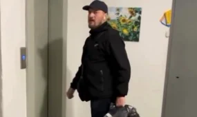 «Наша жизнь превратилась в ад»: в Павлодаре женщина пожаловалась на агрессивного соседа (ВИДЕО)