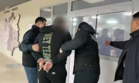 Прятался в тайнике пять лет - в Карагандинской области задержали подозреваемого в вымогательстве (ВИДЕО)