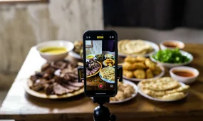 Казахстанка покоряет TikTok во Франции - кухня Центральной Азии стала вирусным трендом