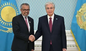 Президент Қасым-Жомарт Тоқаев Дүниежүзілік денсаулық сақтау ұйымының бас директоры Тедрос Адханом Гебрейесуспен кездесті