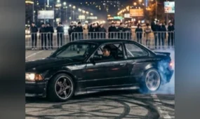 В Алматы задержан водитель за опасный дрифт на дороге - нарушитель получил административный арест (ВИДЕО)