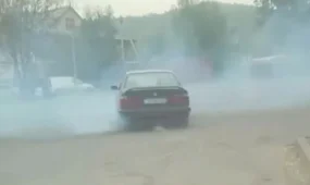 Алматыда дрифт жасаған жүргізуші 5 күнге қамалды