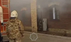 Көпқабатты үй өртеніп, 25 адам эвакуацияланды