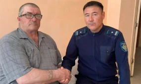 СҚО-да полицейлер ер адамды құтқарып қалды