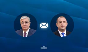 Токаев поздравил Радева