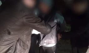 Астана полицейлері есірткі таратып жүрген ер адамды ұстады