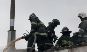 Магазин и кондитерский цех загорелись в Уральске