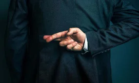 Елордада зейнетақы қаражатын шешіп беруді сылтау еткен алаяқтыққа күдікті ұсталды