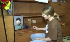 Жительница Актобе требует наказать врачей, не распознавших у её сына саркому