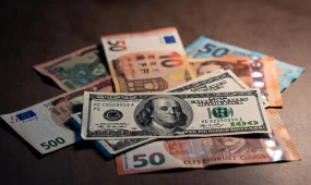 Доллар снова пошел вверх: курсы валют в Казахстане на 26 мая