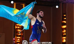 Казахстанские борцы взяли еще четыре медали на чемпионате Азии