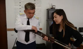 Ұлытау облысының тұрғыны сирек кездесетін көне қаруды полицияға тапсырды