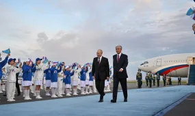 Президент Қасым-Жомарт Тоқаев мәртебелі мейманды елорда әуежайында қарсы алды
