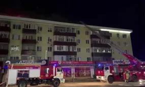 В Актобе жители пострадавшего от пожара общежития просят ускорить восстановительные работы