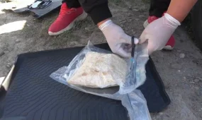 Өскеменде ірі көлемдегі психотроптық заттарды тасымалдаған күдікті ұсталды