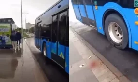 Автобус сбил пенсионерку на остановке в Астане (ВИДЕО)