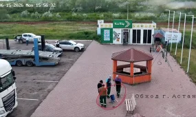Любителей мусорить на дорогах выставили на “доску позора“ в Казахстане