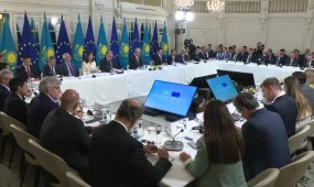Құны 12 миллиард доллардан асатын коммерциялық келісімдер мен меморандумдарға қол қойылды