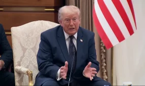 Дания и Исландия ответили на угрозы Трампа