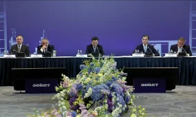 От добычи сырья к современным производствам: на площадке партии «Әділет» обсудили будущее нефтегазовой отрасли Казахстана