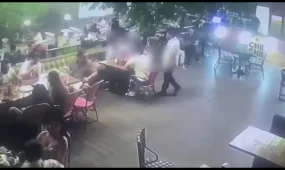 В одном из кафе Актау мужчина выстрелил в лицо отдыхающему