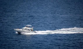 Двое детей погибли в скатившемся в воду автомобиле под Астаной