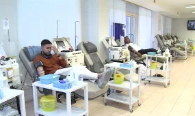 Жиі қан тапсыратындар "Құрметті донор" төсбелгісімен марапатталады