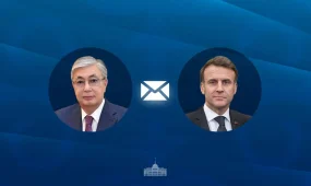 Глава государства направил поздравительную телеграмму Президенту Франции