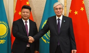 Қасым-Жомарт Тоқаев Guoyou компаниялар тобы директорлар кеңесінің төрағасы Юй Боянды қабылдады