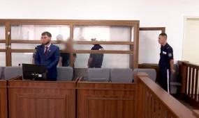 К 16,5 годам тюрьмы приговорили жительницу Экибастуза за убийство и покушение на убийство