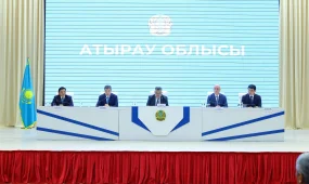 Президенттің тапсырмасы бойынша Олжас Бектенов пен Роман Скляр Атырау облысының активіне өңірдің жаңа әкімін таныстырды