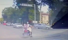 Жамбыл облысында мас күйде полициядан қашпақ болған мопед жүргізушісі 20 тәулікке қамалды