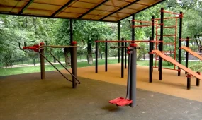 Алматының Алмалы ауданында абаттандыру жұмыстары жалғасуда