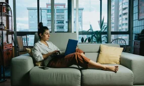 Работа из дома повышает производительность на 20%, - исследование