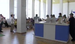 «Ауыл» партиясының өкілдері еңбек ұжымдарымен кездесті