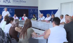 ҚХП өкілдері кәсіподақ жетекшілерімен кездесті