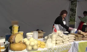 Рыба, сахар, сыр, колбасы и яблоки: каких продуктов питания не хватает Казахстану рассказали в правительстве