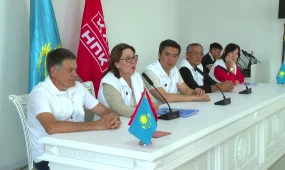 ҚХП медицина қызметкерлерімен кездесті