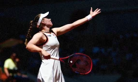 Рыбакина Торонтодағы WTA 1000 турнирінің төртінші айналымына шықты