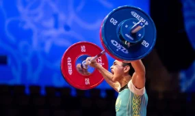 Казахстанский тяжелоатлет Торехан Асанхан стал серебряным призером чемпионата Азии
