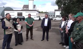 «Ауыл» партиясының өкілдері ірі шаруашылық ұжымымен жүздесті