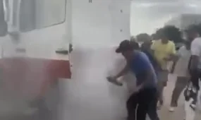 Полицейские предотвратили возгорание автомобиля в Актау